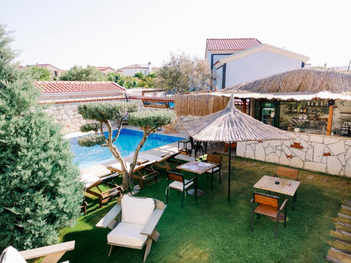 Signature Alacati Hotel Exterior photo