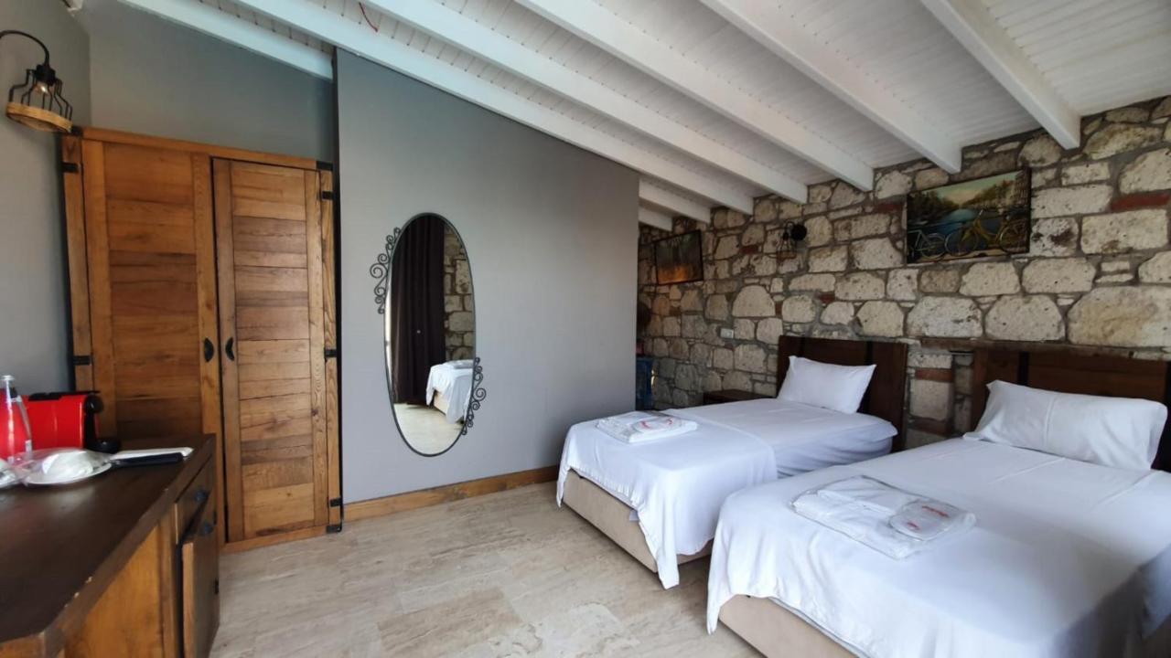 Signature Alacati Hotel Exterior photo
