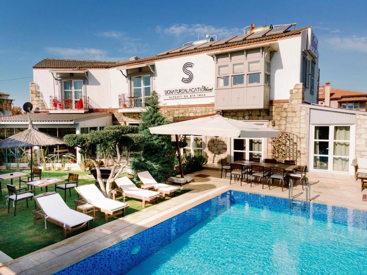 Signature Alacati Hotel Exterior photo